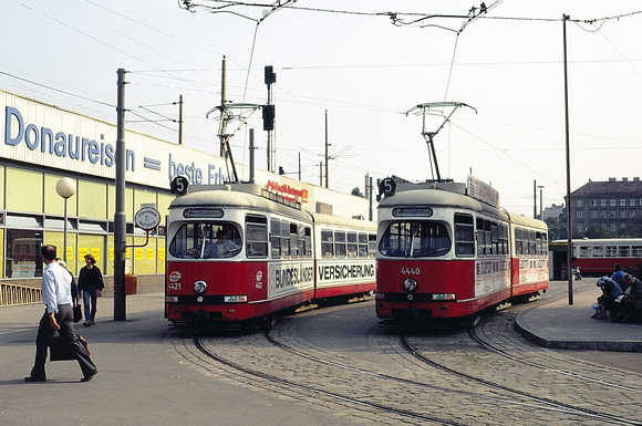 E 4421-E 4440 - Praterstern - 08-09-1982-1