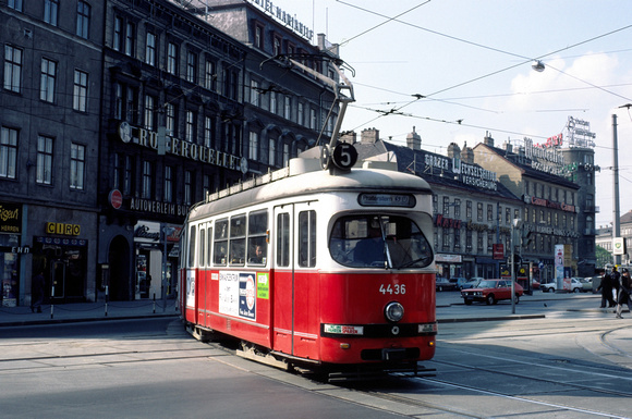 E 4436 - Mariahilfer Straße - 17-04-1981