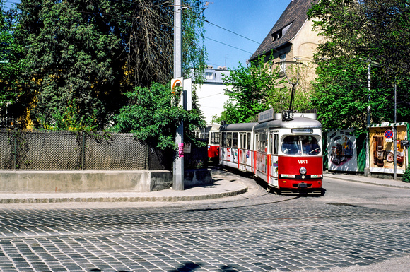 E1 4641+c3 1145 - Straßergasse - 15-04-1981