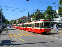 28+32-Forchstraße-06082009-Forchbahn Ersatz für Linie 11-M Heussler (1)
